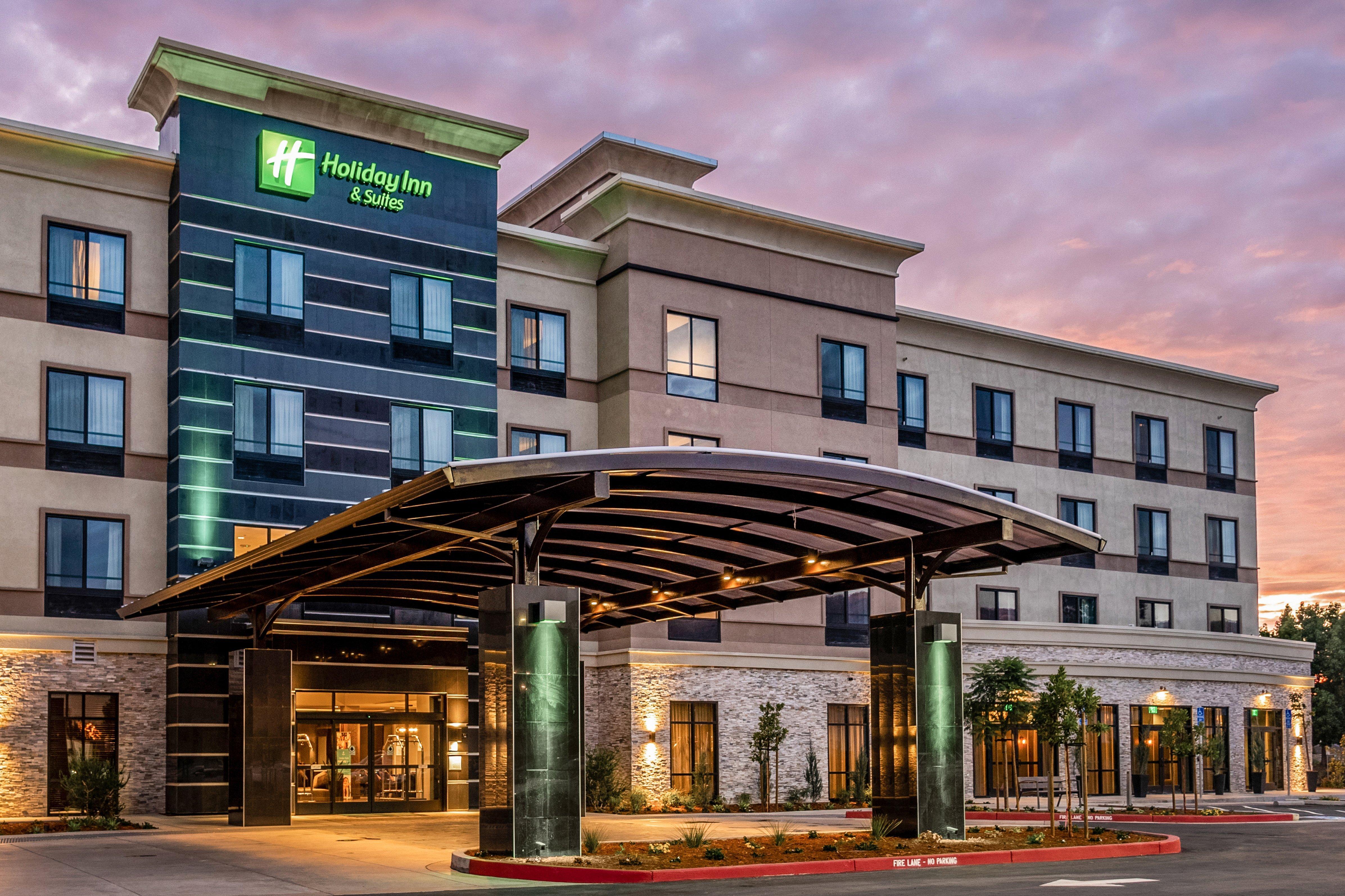 Holiday Inn Hotel & Suites Silicon Valley - Milpitas By Ihg Esterno foto